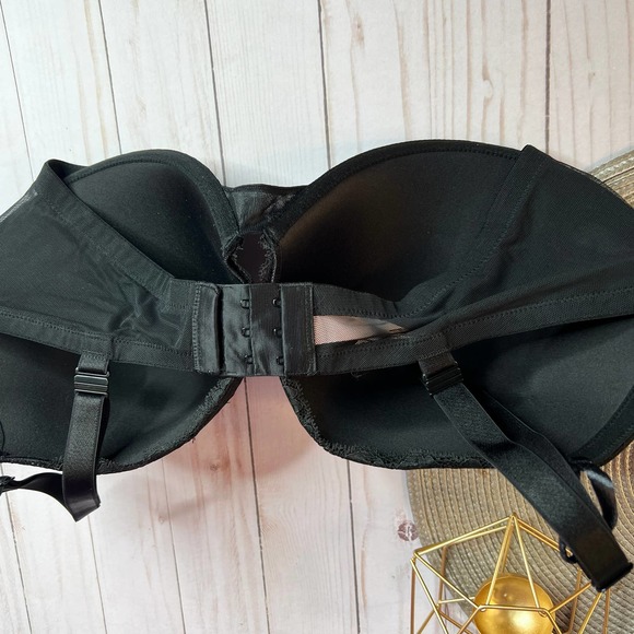 Victoria's Secret Black Push Up Bra New With Tags Size 38DDD and 36DDD - Picture 5 of 10